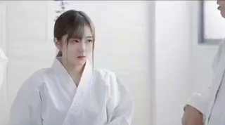 ASIAN GIRL《嫩妹打炮足交控⭐必备》酷爱足交喜欢嫩妹大神阿森摄影私拍数位年轻水嫩美足小妹裸脚丝袜足交出不来啪啪射美女满脸精液(1)